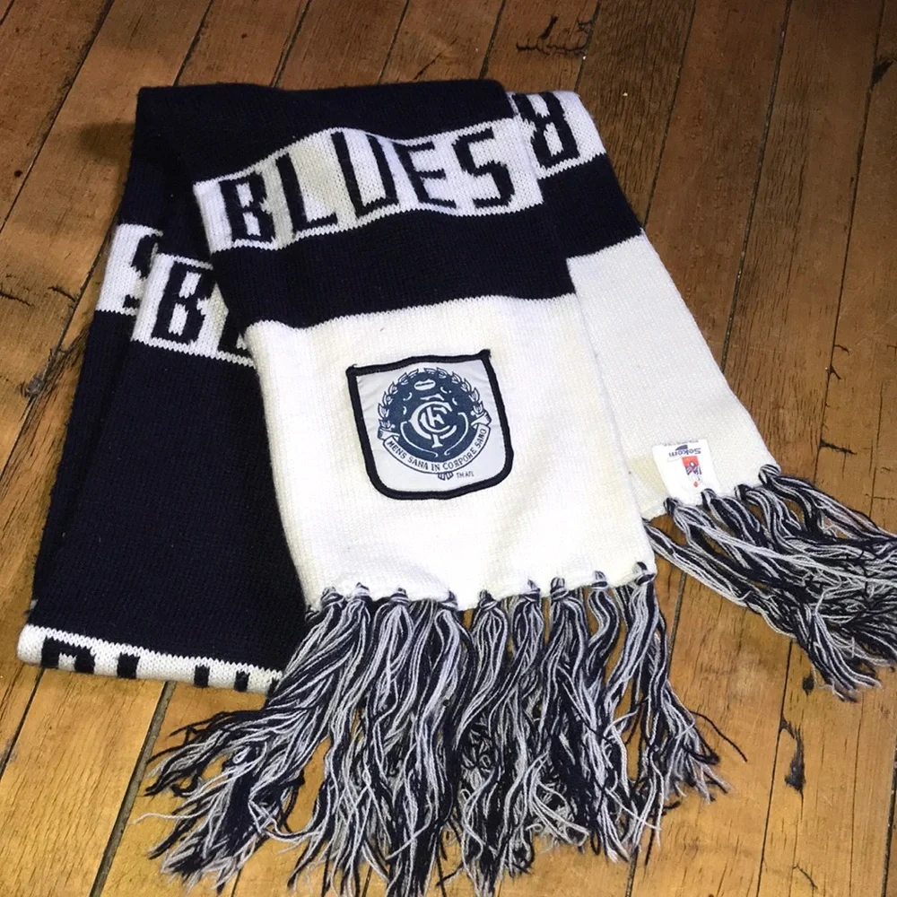 Carlton Blues Knit Scarf in Navy and‎ White